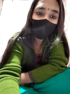 Snapshot of Etha-Moni chatting on December 8, 2024, 8:04 pm Etha-Moni online show from December 8, 2024, 8:04 pm