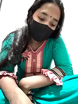 Snapshot of Etha-Moni chatting on February 6, 2025, 10:25 am Etha-Moni online show from February 6, 2025, 10:25 am