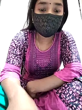 Snapshot of Etha-Moni chatting on March 6, 2025, 6:48 pm Etha-Moni online show from March 6, 2025, 6:48 pm