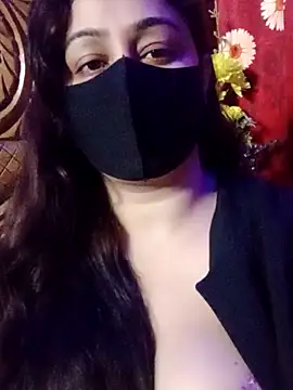 Snapshot of Etha-Moni chatting on January 5, 2026, 5:27 pm Etha-Moni online show from January 5, 2026, 5:27 pm