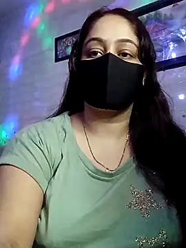 Snapshot of Etha-Moni chatting on September 15, 2025, 10:59 am Etha-Moni online show from September 15, 2025, 10:59 am