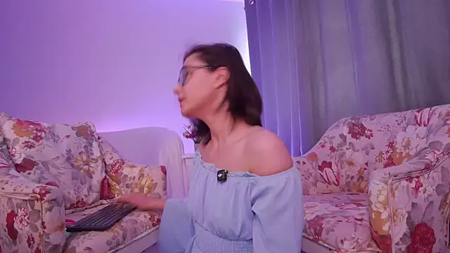 SophieeRain online show from July 24, 2026, 3:13 am