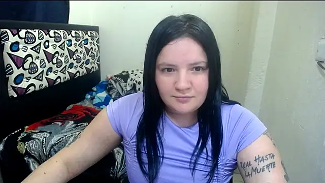 shopyymessyy online show from April 27, 2026, 11:58 pm