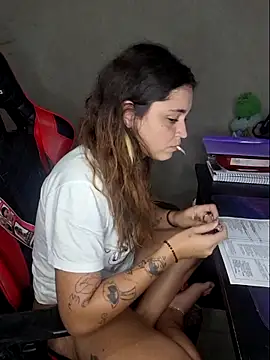 luuhcat09 online show from March 11, 2026, 8:47 pm