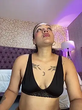 EMILYY FOXY online show from June 28, 2026, 6:47 pm
