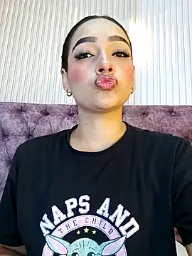 EMILYY FOXY online show from September 14, 2025, 8:37 am