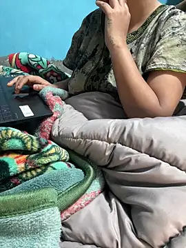 Snapshot of bihari_hu4 chatting on December 21, 2025, 9:37 pm bihari hu4 online show from December 21, 2025, 9:37 pm