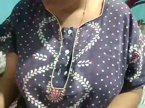 Snapshot of bihari_hu4 chatting on January 10, 2025, 5:37 am bihari hu4 online show from January 10, 2025, 5:37 am