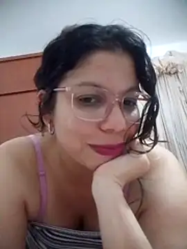 Carliina Soussa online show from April 1, 2026, 10:50 pm