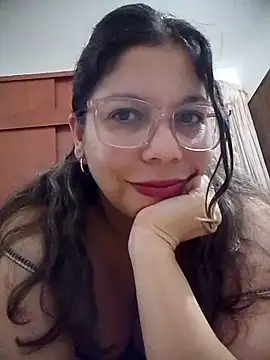 Carliina Soussa online show from April 30, 2026, 11:53 pm