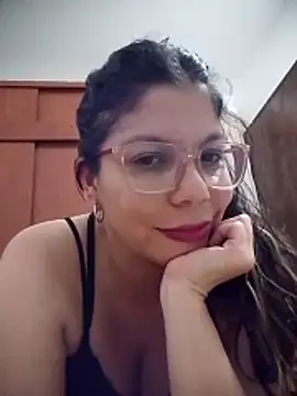 Carliina Soussa online show from April 29, 2026, 12:15 am