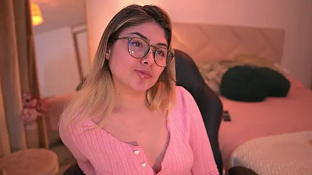 Lau Bee online show from October 18, 2025, 12:56 am