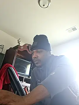 Snapshot of bigboytoy912 chatting on July 4, 2026, 4:55 pm bigboytoy912 online show from July 4, 2026, 4:55 pm