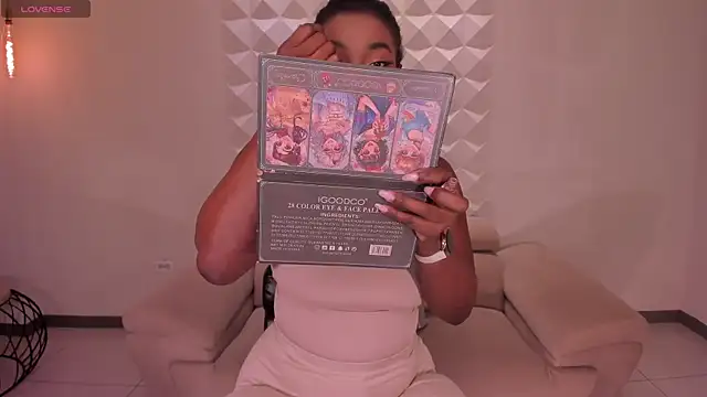 SavannahStorm online show from September 24, 2025, 6:36 pm