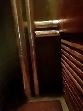 maroo544 online show from September 28, 2025, 1:34 am