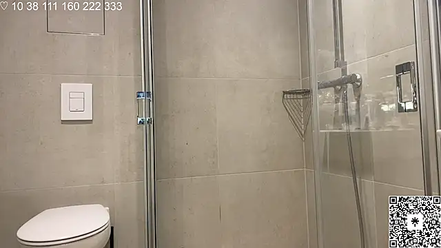 curlyboyy  online show from February 4, 2026, 8:15 pm