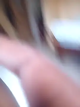 Kinng3 online show from October 6, 2025, 5:35 pm