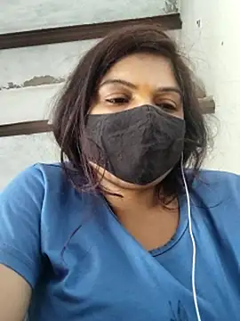 Snapshot of illay_love chatting on March 3, 2026, 7:26 am illay love online show from March 3, 2026, 7:26 am