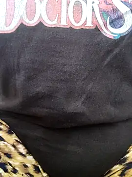 Snapshot of illay_love chatting on March 7, 2026, 5:03 am illay love online show from March 7, 2026, 5:03 am