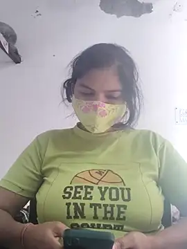 Snapshot of illay_love chatting on March 2, 2026, 6:36 am illay love online show from March 2, 2026, 6:36 am