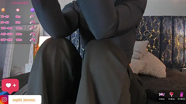 Sophia Lemos online show from January 6, 2026, 1:37 pm