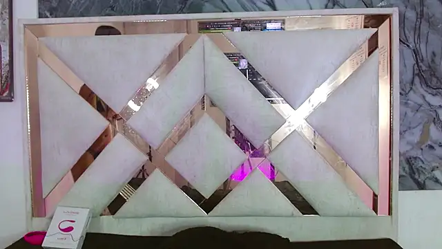 alaiabluecs online show from October 6, 2025, 4:57 am