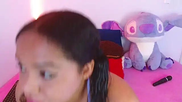 keilasweet1 online show from June 14, 2026, 4:46 am