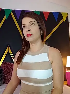 Adel Nesbiit online show from October 5, 2025, 9:44 am