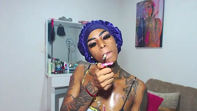 Snapshot of badgirls_cx chatting on February 20, 2026, 5:48 pm badgirls cx online show from February 20, 2026, 5:48 pm