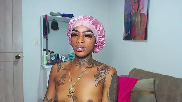 Snapshot of badgirls_cx chatting on February 5, 2026, 12:45 pm badgirls cx online show from February 5, 2026, 12:45 pm