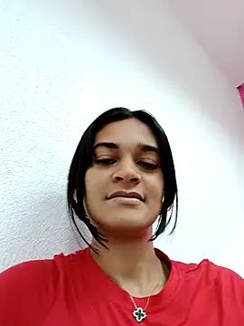 Biancasantillana online show from December 17, 2025, 1:27 pm