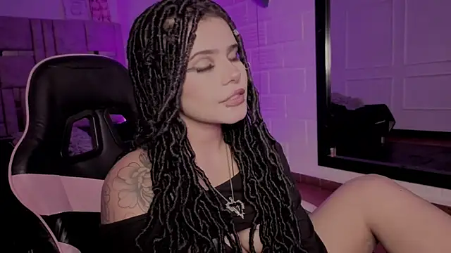 BonnieAnderson  online show from July 21, 2026, 2:25 am