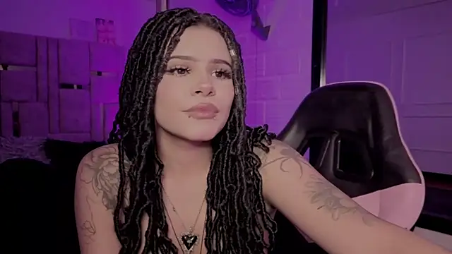 BonnieAnderson  online show from July 22, 2026, 8:33 pm