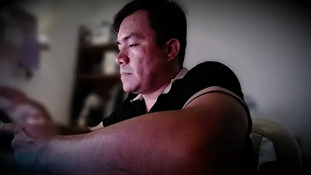Jhonatan Morales S online show from June 17, 2026, 2:00 am