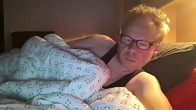 kinkyslet8 online show from October 9, 2025, 5:30 am