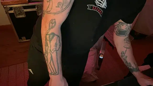 Snapshot of RuffClvb chatting on March 22, 2026, 7:32 am RuffClvb online show from March 22, 2026, 7:32 am