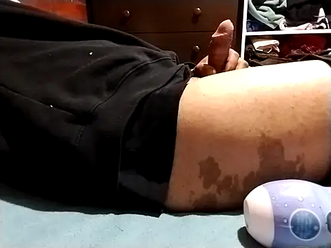 Snapshot of angelcachondo199211 chatting on October 10, 2025, 5:41 am angelcachondo199211 online show from October 10, 2025, 5:41 am