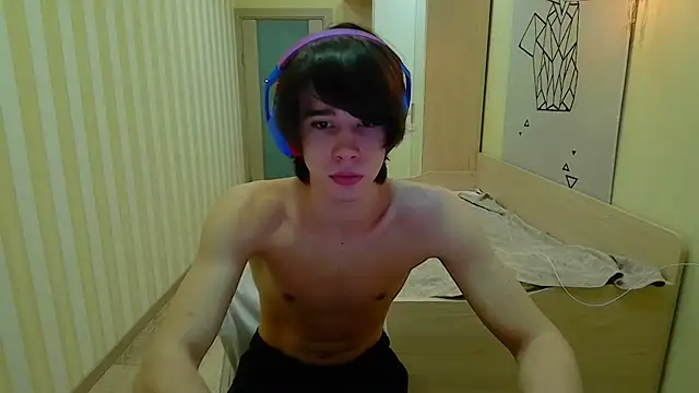 gayGamogey online show from March 11, 2026, 4:01 pm