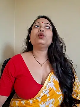 DREAM GIRL-30 online show from May 3, 2026, 8:19 am