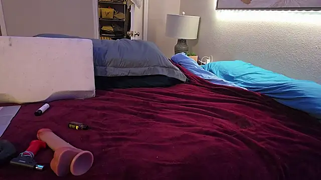 ChillzPnp online show from December 2, 2025, 5:25 pm