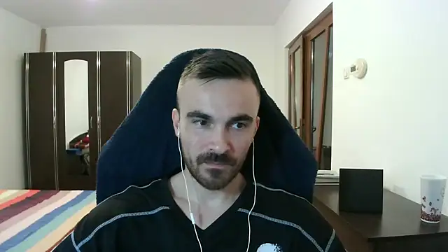 mu5clemania2 online show from November 1, 2025, 4:52 am