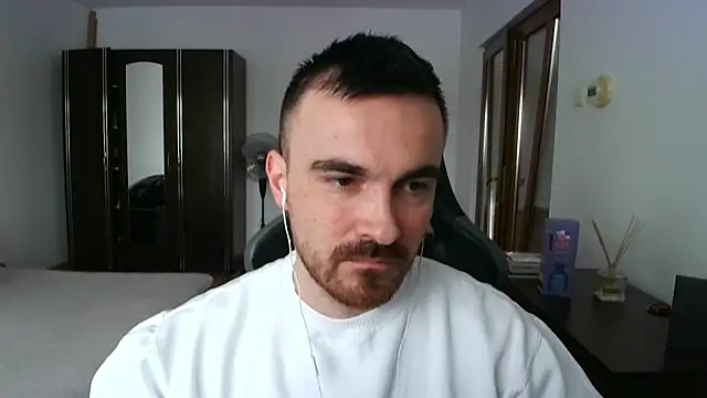 Snapshot of mu5clemania2 chatting on March 22, 2026, 8:27 am mu5clemania2 online show from March 22, 2026, 8:27 am