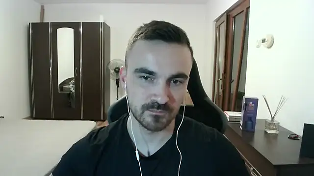 Snapshot of mu5clemania2 chatting on March 19, 2026, 8:31 pm mu5clemania2 online show from March 19, 2026, 8:31 pm