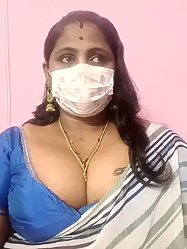 Snapshot of rithikka chatting on December 20, 2025, 1:25 pm rithikka online show from December 20, 2025, 1:25 pm