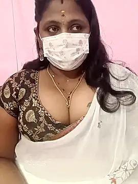 Snapshot of rithikka chatting on December 5, 2025, 6:17 pm rithikka online show from December 5, 2025, 6:17 pm