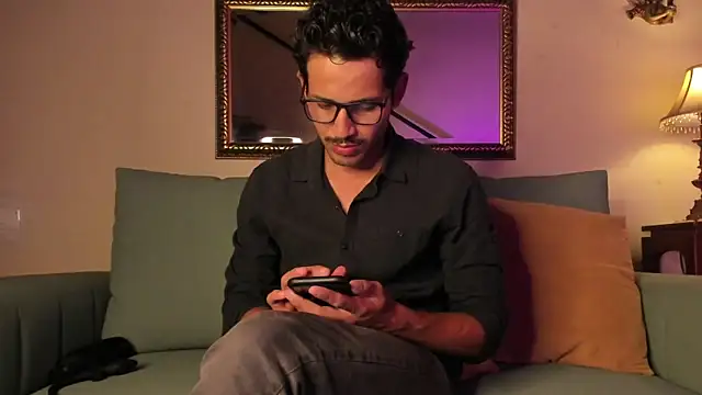 Nicholasrodrii online show from April 8, 2026, 11:39 pm