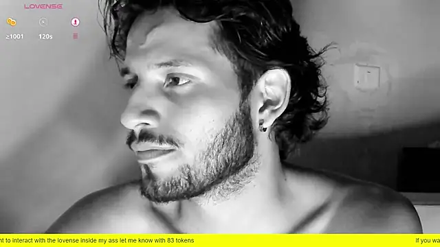 Nicholasrodrii online show from February 18, 2025, 3:21 am