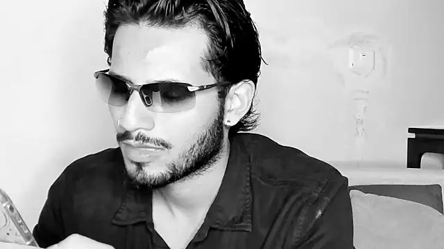 Nicholasrodrii online show from February 19, 2025, 10:53 pm