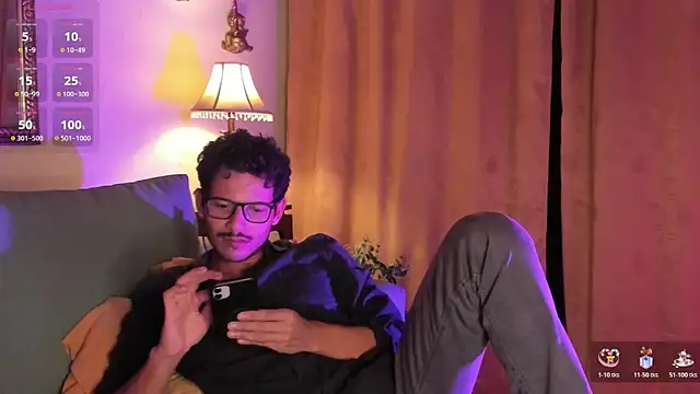 Nicholasrodrii online show from April 9, 2026, 11:44 pm