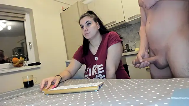 Snapshot of cuplu29 chatting on March 5, 2026, 3:58 am cuplu29 online show from March 5, 2026, 3:58 am